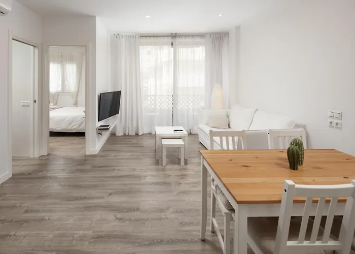 Apartamento Chanquete * 内尔哈